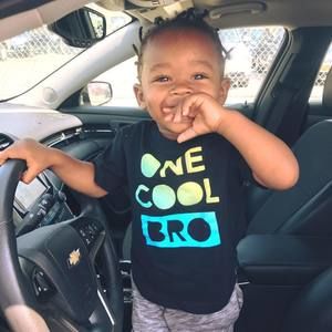 Meet your Posher, Devonte